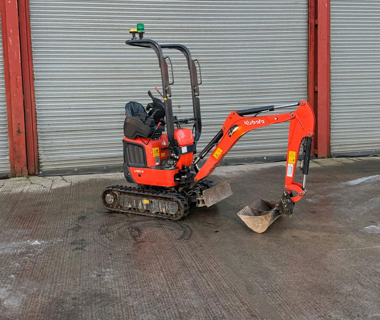 u10-mini-digger-for-hire